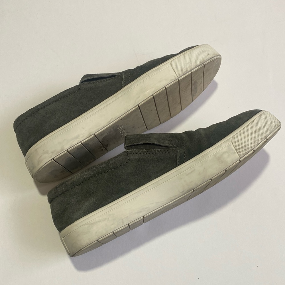 Vince Suede Slip On Shoes Size 8 - Picture 4 of 7